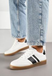 Białe Sneakersy Tenisówki z Geometrycznymi Paskami Amolita. Białe trampki Born2be, z aplikacjami, z jeansu, eleganckie, bez zapięcia. W wyprzedaży za 76.49 zł.