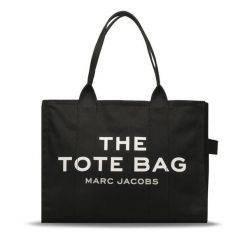 Torebka Marc Jacobs. Czarne torebki klasyczne Marc Jacobs, bez wzorów, bez dodatków. Za 969.99 zł.