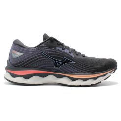 Buty do biegania damskie Mizuno Wave Sky 6. Czarne buty do biegania Mizuno, bez wzorów, bez zapięcia, do biegania, mizuno wave. Za 399.99 zł.