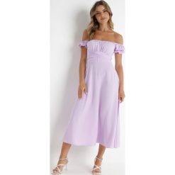 Fioletowa Sukienka Midi z Dekoltem Carmen i Bufiastymi Rękawkami Amarhis. Fioletowe sukienki Born2be, na co dzień, m, bez wzorów, eleganckie, bez kołnierzyka, bez ramiączek, midi, proste. W wyprzedaży za 67.99 zł.