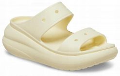 Klapki Dla Dorosłych Crocs Classic Crush. Czerwone klapki Crocs, bez wzorów, z materiału, bez obcasa, bez zapięcia. Za 119.99 zł.