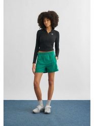 Adidas Szorty sportowe "Originals Firebird" w kolorze zielonym rozmiar: XL. Zielone szorty sportowe adidas, bez wzorów, outdoorowe. Za 72.95 zł.