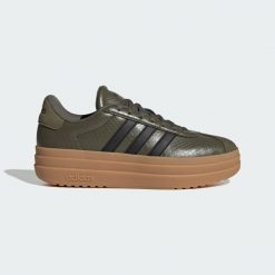 Buty Vl Court Bold. Brązowe buty treningowe adidas, bez wzorów, bez zapięcia. Za 349.00 zł.