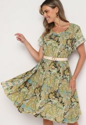Żółto-Zielona Wiskozowa Sukienka o Rozkloszowanym Kroju w Stylu Boho Melnea. Żółte sukienki Born2be, bez wzorów, z wiskozy, boho, bez kołnierzyka, bez ramiączek, midi, rozkloszowane. Za 69.99 zł.