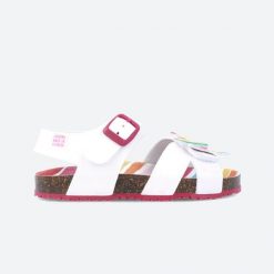 Sandały AGATHA RUIZ DE LA PRADA 242938A Biały. Białe sandały Agatha Ruiz de la Prada, bez wzorów, z syntetyku, bez obcasa, bez zapięcia. Za 186.82 zł.