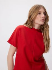 Bluzka z krótkim rękawem - czerwony. Czerwone bluzki Reserved, l, bez wzorów, z bawełny, bez kołnierzyka, bez ramiączek. Za 89.99 zł.