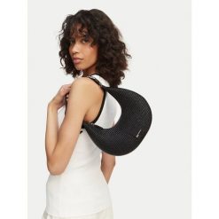 Torebka Karl Lagerfeld Jeans. Czarne torebki klasyczne Karl Lagerfeld Jeans, bez wzorów, z jeansu, klasyczne, bez dodatków. Za 609.99 zł.