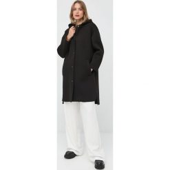 Max Mara Leisure płaszcz damski kolor czarny przejściowy. Czarne płaszcze Max Mara Leisure, m, bez wzorów, z kapturem. Za 1,419.90 zł.