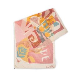 Szal damski Anekke, wykonany z lekkiego materiału tekstylnego z kolorowym artystycznym wzorem, różowy, 42470-032. Czerwone szaliki i kominy Anekke, z aplikacjami. Za 119.00 zł.