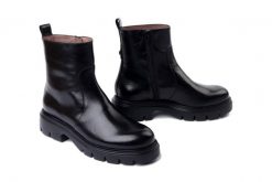 WONDERS A-4305 negro, botki damskie. Czarne botki Wonders, bez wzorów, bez obcasa, bez zapięcia. Za 607.92 zł.