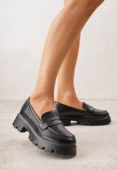 Czarne Mokasyny na Platformie z Tłoczeniem Guinelle. Czarne mokasyny Renee, bez wzorów, z jeansu. Za 99.99 zł.