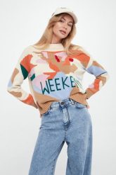Sweter damski Fabian WEEKEND MAX MARA. Swetry Weekend Max Mara, xs, bez wzorów, bez ramiączek. W wyprzedaży za 927.20 zł.