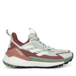 Trekkingi adidas. Zielone buty trekkingowe adidas, bez zapięcia. Za 469.99 zł.