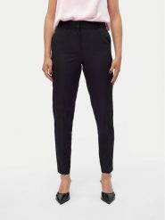 Vero Moda Chinosy Fenya 10313834 Czarny Tapered Fit. Czarne chinosy Vero Moda, bez wzorów, z syntetyku. Za 79.99 zł.