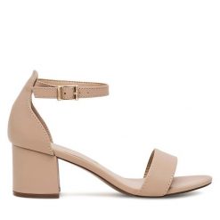 Sandały JENNY. Brązowe sandały Jenny, bez wzorów, bez obcasa, na słupku, bez zapięcia. Za 119.99 zł.