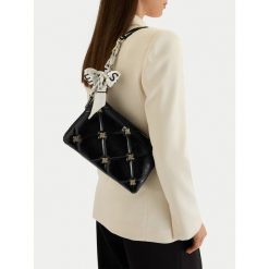 Torebka Nine West. Czarne torebki klasyczne Nine West, bez wzorów, klasyczne, bez dodatków. Za 279.99 zł.