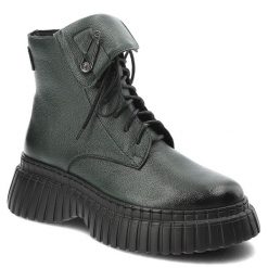 Zielone Botki Armodo Wygodne Obuwie Damskie. Zielone botki Armodo, bez wzorów, z materiału, eleganckie, bez obcasa, bez zapięcia. Za 369.00 zł.