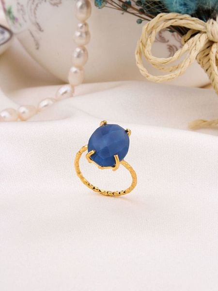 Pierres delicates Pozłacany pierścionek z opalem rozmiar: onesize. Niebieskie pierścionki Pierres delicates, z opalem, pozłacane. Za 30.99 zł.