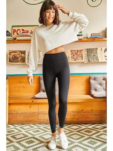 Olalook Legginsy w kolorze czarnym rozmiar: S. Czarne legginsy Olalook, bez wzorów. Za 37.38 zł.