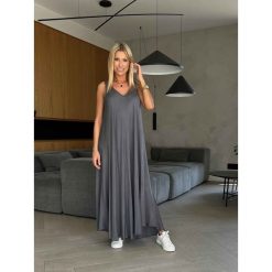Sukienka Oversize Graphite. Szare sukienki ClothStore, bez wzorów, bez kołnierzyka, bez ramiączek, oversize. Za 129.00 zł.