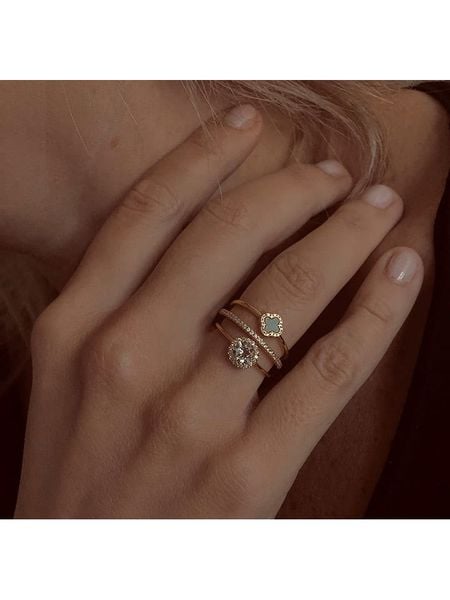 Les Petites Précieuses Pozłacany pierścionek z cyrkoniami i ametystem rozmiar: 54. Zielone pierścionki Les Petites Précieuses, z ametystem, pozłacane. Za 180.49 zł.