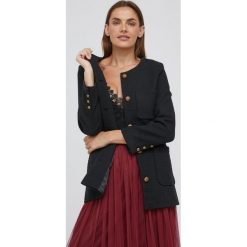 Answear Lab płaszcz damski kolor czarny przejściowy. Czarne płaszcze Answear Lab, l, bez wzorów, z materiału, bez kaptura. W wyprzedaży za 144.99 zł.