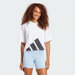 Koszulka Essentials Big Logo Boyfriend. Białe t-shirty sportowe adidas, m, bez wzorów, z bawełny, bez ramiączek, na fitness i siłownię. Za 141.80 zł.