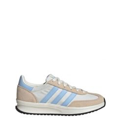 Buty RUN 70s 2.0. Białe buty trekkingowe adidas, bez wzorów, ze skóry, bez zapięcia, trekkingowe. Za 299.00 zł.