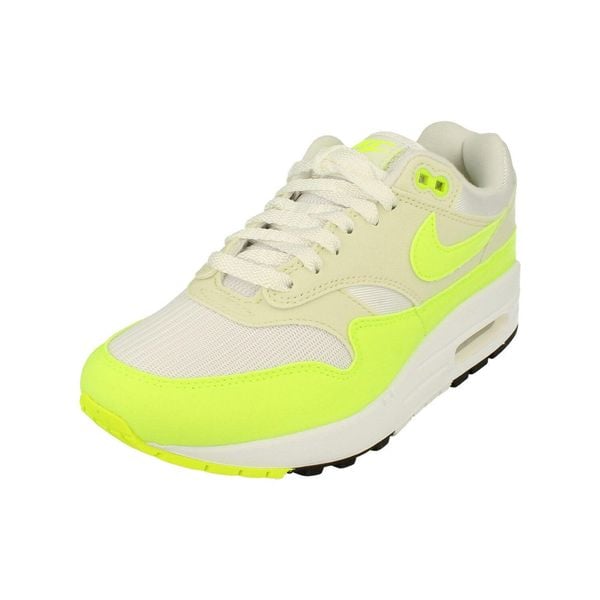 Buty sportowe Nike W Air Max 1 Damskie. Białe buty do biegania Nike, bez wzorów, bez zapięcia, do biegania, nike air max. Za 487.50 zł.