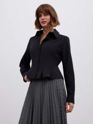 BGN Koszula w kolorze czarnym rozmiar: 34. Czarne koszule BGN, bez wzorów, bez kołnierzyka, bez ramiączek. Za 83.22 zł.