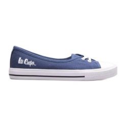 Trampki Lee Cooper LCW-23-31-1789L niebieskie. Niebieskie trampki bez wzorów, z materiału, sportowe, bez zapięcia. Za 263.32 zł.