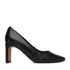 Czółenka Nine West. Czarne czółenka Nine West, bez wzorów, bez obcasa, bez zapięcia. Za 249.99 zł.