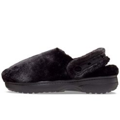 Klapki Crocs Classic Unfurgettable Clog Dorośli. Czarne klapki Crocs, bez wzorów, z materiału, sportowe, bez obcasa, bez zapięcia. Za 362.99 zł.