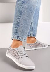Szare Tenisówki z Ażurowymi Wstawkami Po Bokach Salessa. Szare trampki Renee, w ażurowe wzory, z jeansu, bez zapięcia. W wyprzedaży za 39.99 zł.