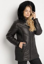 Czarna Kurtka z Pikowanymi Przeszyciami i Kapturem z Futerkiem Vevea. Czarne kurtki Born2be, l, bez wzorów, z dzianiny, biznesowe. Za 219.99 zł.