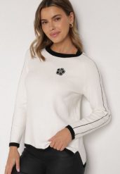 Biały Sweter Ozdobiony Paskami i Aplikacją Tusanne. Białe swetry Born2be, uniwersalny, z aplikacjami, z jeansu, eleganckie, bez ramiączek. Za 79.99 zł.