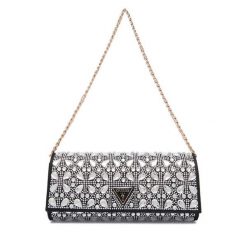 Torebka Guess. Szare kopertówki Guess, z aplikacjami, bez dodatków. Za 719.99 zł.