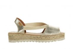 Sandały Toni Pons Estel-Sw Plati Platinum 204011, Złoty, Skóra naturalna - 38. Żółte sandały Toni Pons, bez wzorów, z bawełny, wakacyjne, bez obcasa, bez zapięcia. W wyprzedaży za 260.10 zł.