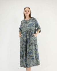 Sukienka w kwiaty. Zielone sukienki Unisono, l, bez wzorów, z tkaniny, bez kołnierzyka, bez ramiączek, midi. Za 249.00 zł.