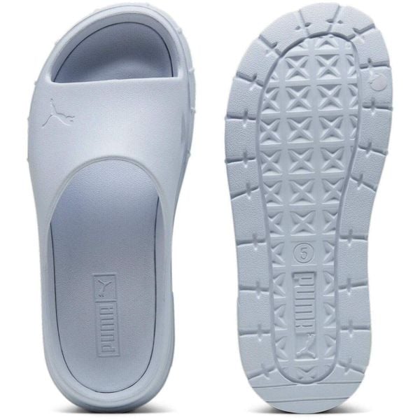 Klapki damskie Puma Mayze Stack Injex. Niebieskie klapki Puma, bez wzorów, z gumy, bez obcasa, bez zapięcia. Za 290.00 zł.