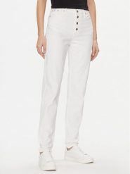 Calvin Klein Jeans Jeansy J20J222765 Biały Mom Fit. Białe jeansy Calvin Klein Jeans, bez wzorów, z bawełny. Za 239.99 zł.