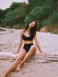 Vila Góra od bikini Percy 14084437 Czarny. Czarne bikini Vila, bez wzorów, z syntetyku. Za 84.99 zł.
