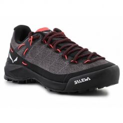 Buty trekkingowe damskie Salewa Wildfire Canvas. Szare buty trekkingowe Salewa, z materiału, bez zapięcia. Za 691.00 zł.