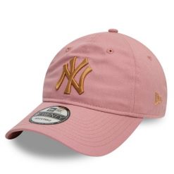 Czapka z daszkiem New Era. Czerwone czapki z daszkiem New Era, bez wzorów. Za 99.99 zł.