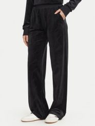 Guess Spodnie dresowe O6BB07 K5063 Czarny Regular Fit. Czarne spodnie dresowe Guess, z aplikacjami, z dresówki. Za 294.99 zł.