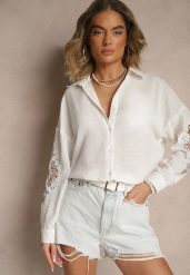 Biała Koszula o Fasonie Oversize z Haftowanymi Zdobieniami Dovelissa. Białe koszule Renee, l, z aplikacjami, biznesowe, bez kołnierzyka, bez ramiączek. W wyprzedaży za 67.99 zł.