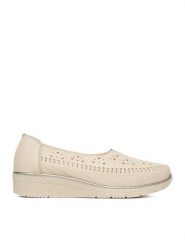 Go Soft Półbuty CEO-WI23-REBECA-23 Beżowy. Brązowe półbuty wsuwane GO SOFT, bez wzorów, ze skóry, bez obcasa, na koturnie. Za 199.99 zł.