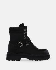 CZARNE BOTKI Z NUBUKU CLU6723 NUB NERO. Czarne botki Venezia, bez wzorów, z nubiku, bez obcasa, bez zapięcia. Za 139.00 zł.