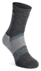 Skarpety merino Inov-8 Merino High Sock. Niebieskie skarpetki Inov-8, bez wzorów, z materiału. Za 87.99 zł.