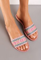 Różowe Płaskie Klapki z Ozdobnym Paskiem z Wzorem Boho Omorea. Czerwone klapki Renee, bez wzorów, boho, bez obcasa, na płaskiej podeszwie, bez zapięcia. W wyprzedaży za 52.49 zł.